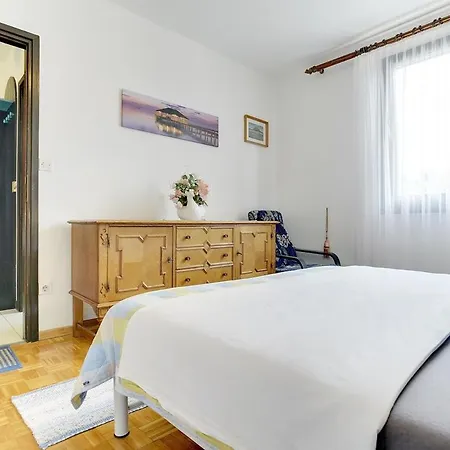 House Silvana Nyaraló